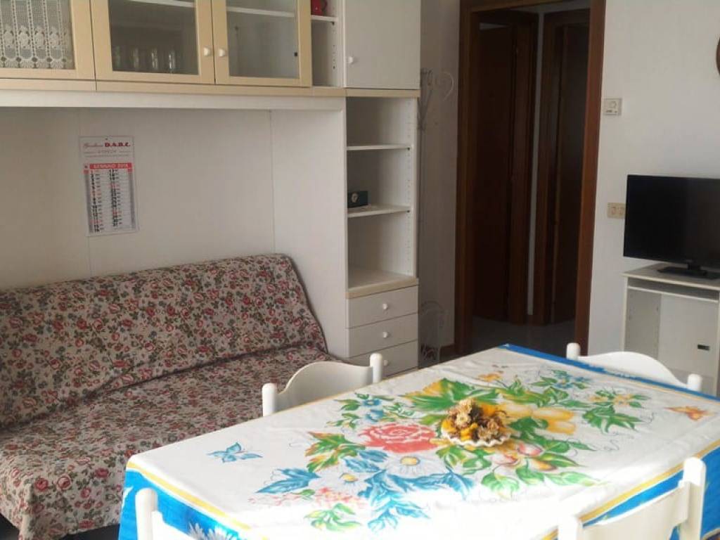 appartamento in affitto a Follonica