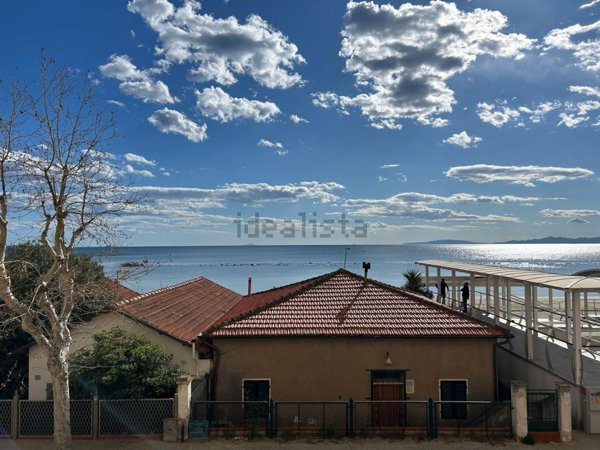 appartamento in affitto a Follonica