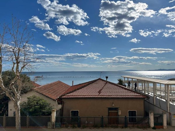 appartamento in affitto a Follonica