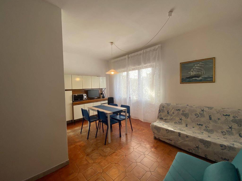 appartamento in affitto a Follonica