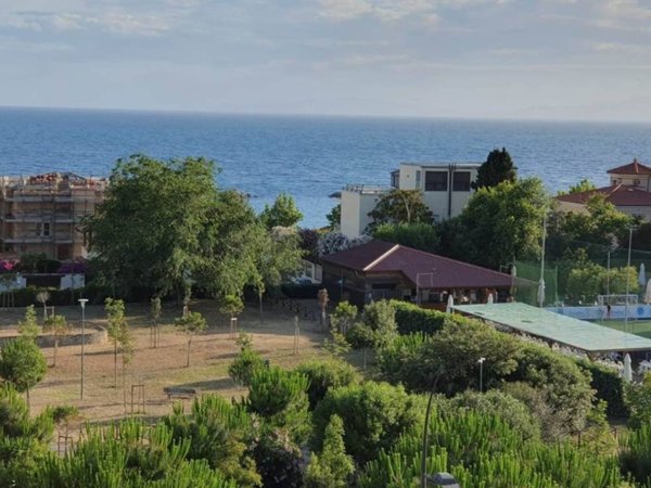 appartamento in affitto a Follonica