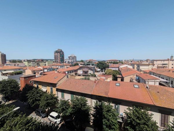 appartamento in affitto a Follonica