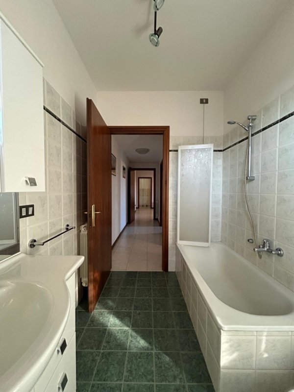 appartamento in affitto a Follonica