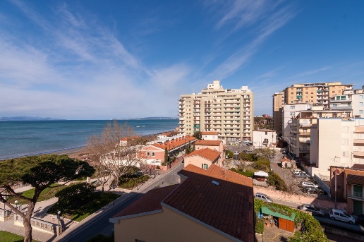 appartamento in affitto a Follonica