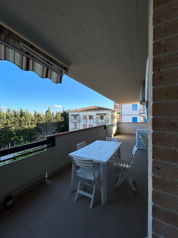 appartamento in affitto a Follonica