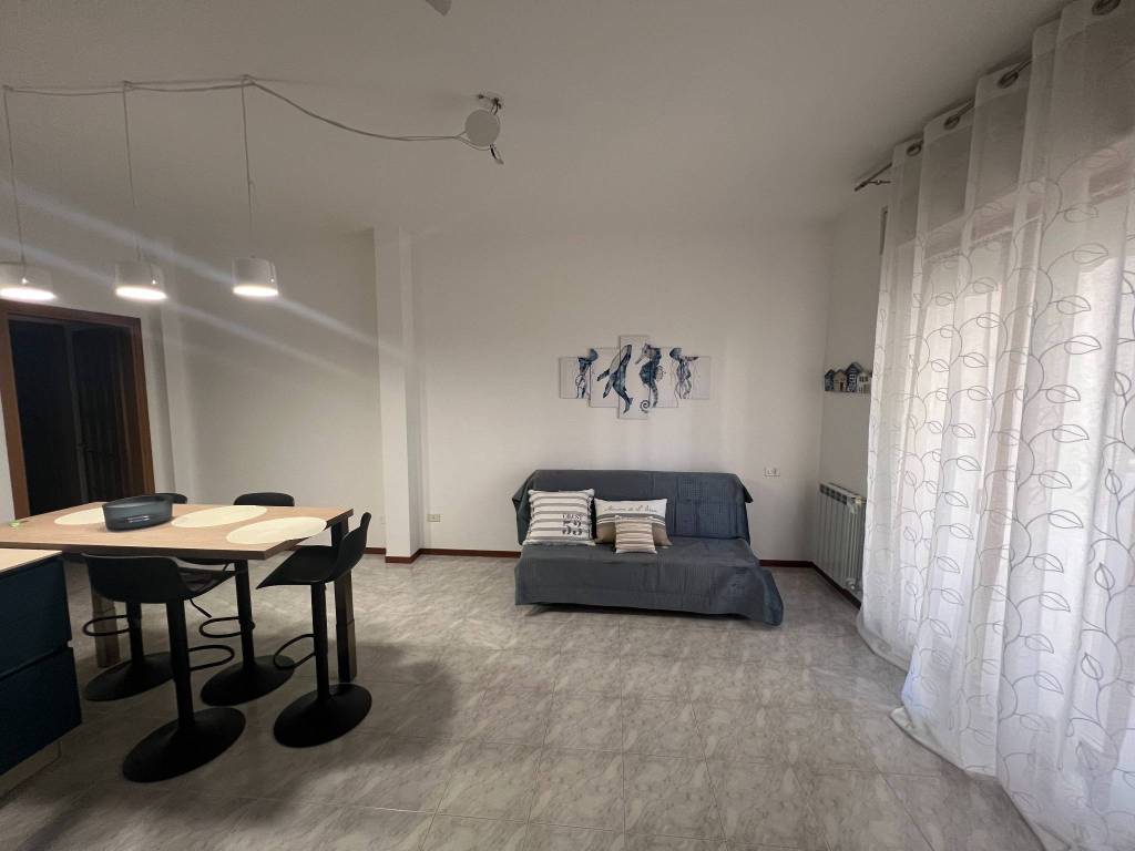 appartamento in affitto a Follonica