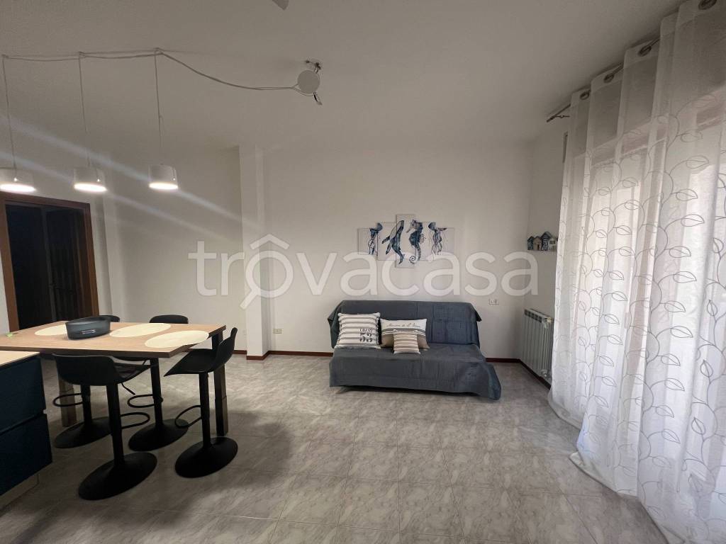 appartamento in affitto a Follonica