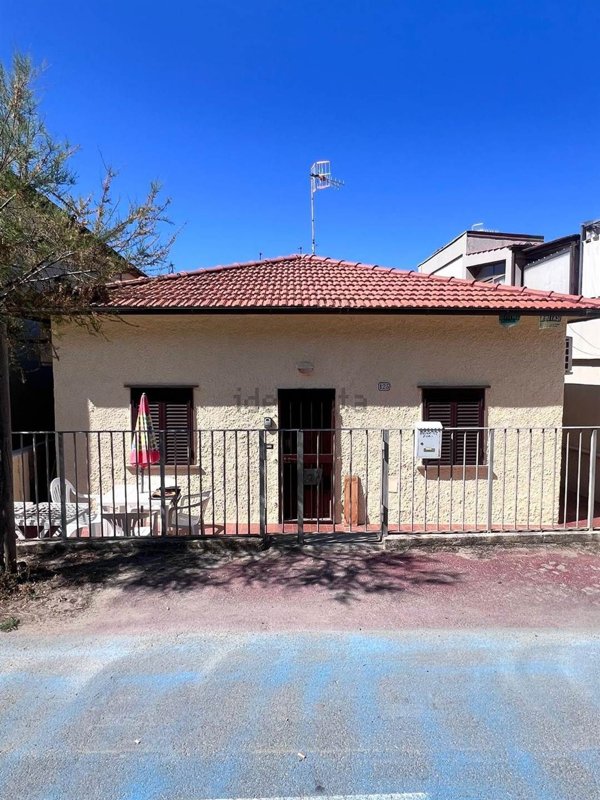 appartamento in affitto a Follonica