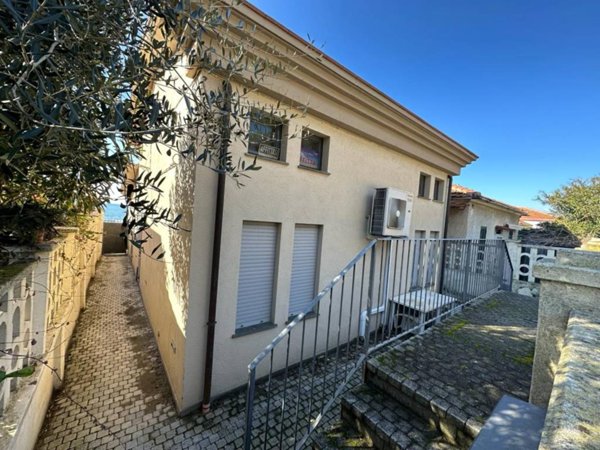 casa indipendente in affitto a Follonica in zona Prato Ranieri
