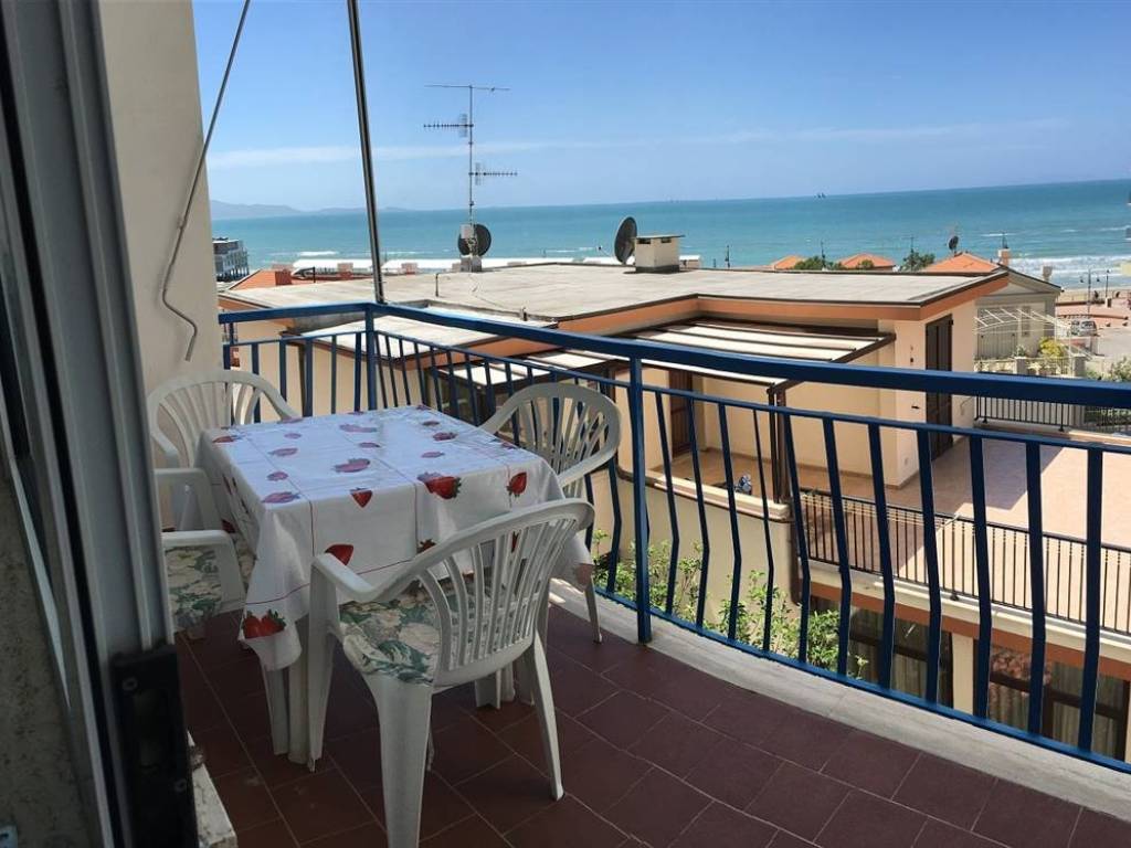 appartamento in affitto a Follonica