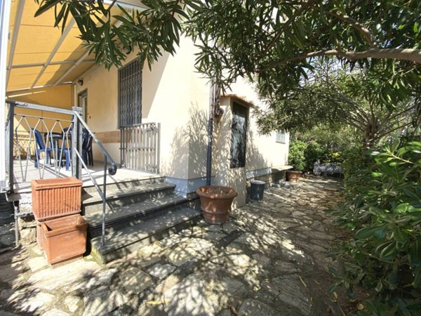 appartamento in affitto a Follonica in zona Prato Ranieri