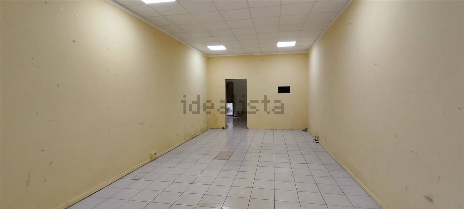 locale commerciale in affitto a Follonica