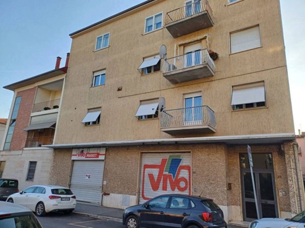 locale commerciale in affitto a Grosseto