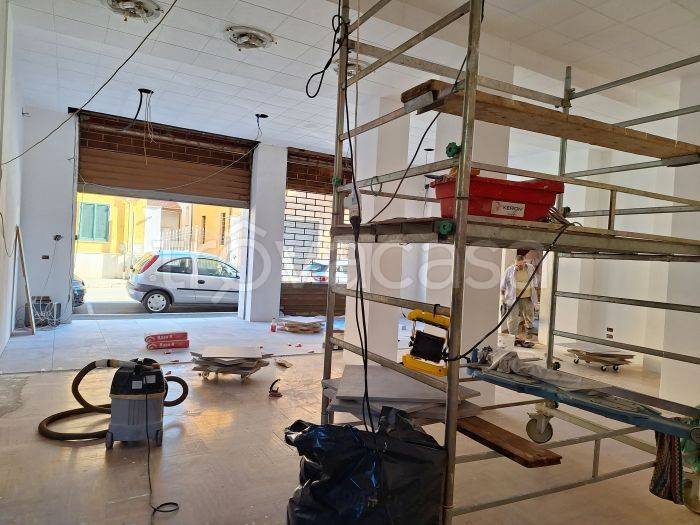 negozio in affitto a Grosseto in zona Stazione