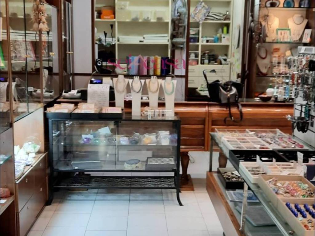 negozio in affitto a Grosseto in zona Centro Città