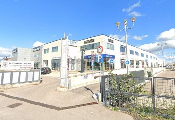 locale commerciale in affitto a Grosseto