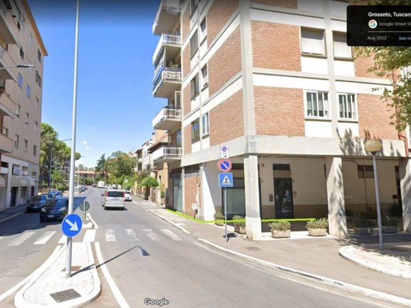 negozio in affitto a Grosseto