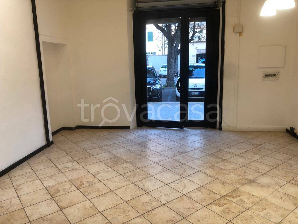 negozio in affitto a Grosseto in zona Stazione