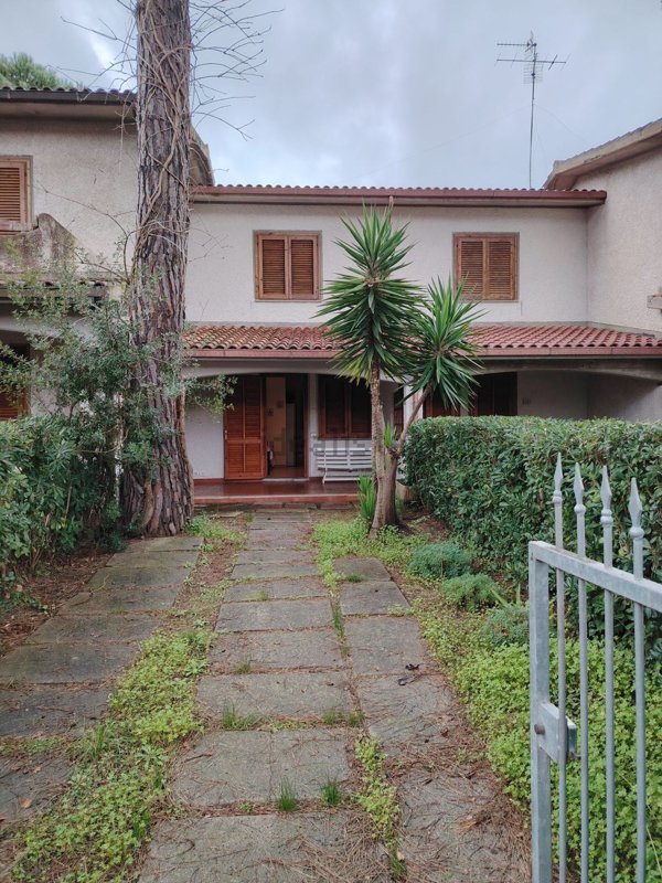 casa indipendente in affitto a Grosseto in zona Principina a Mare