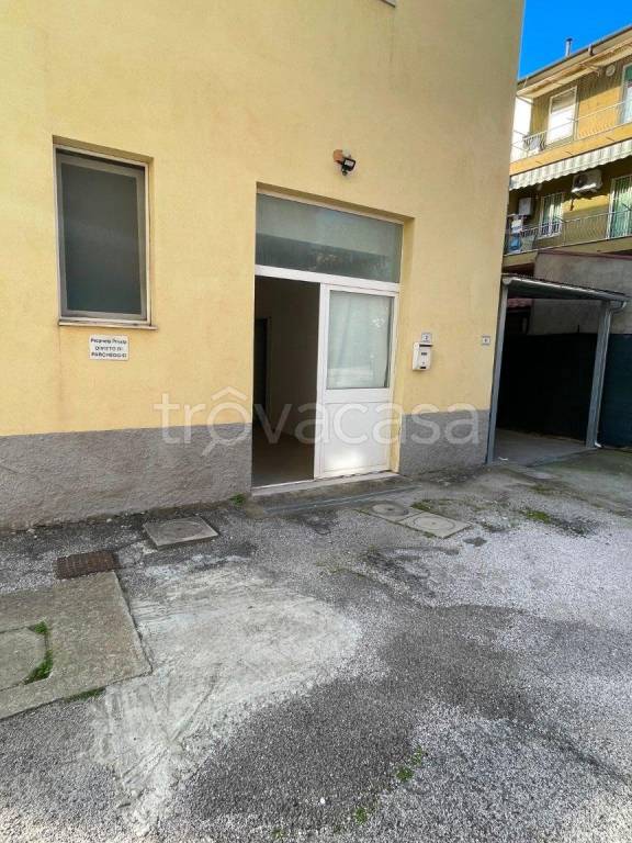 locale commerciale in affitto a Grosseto