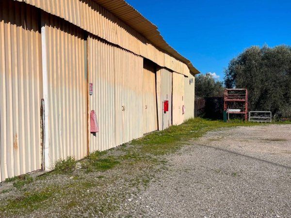 locale commerciale in affitto a Grosseto