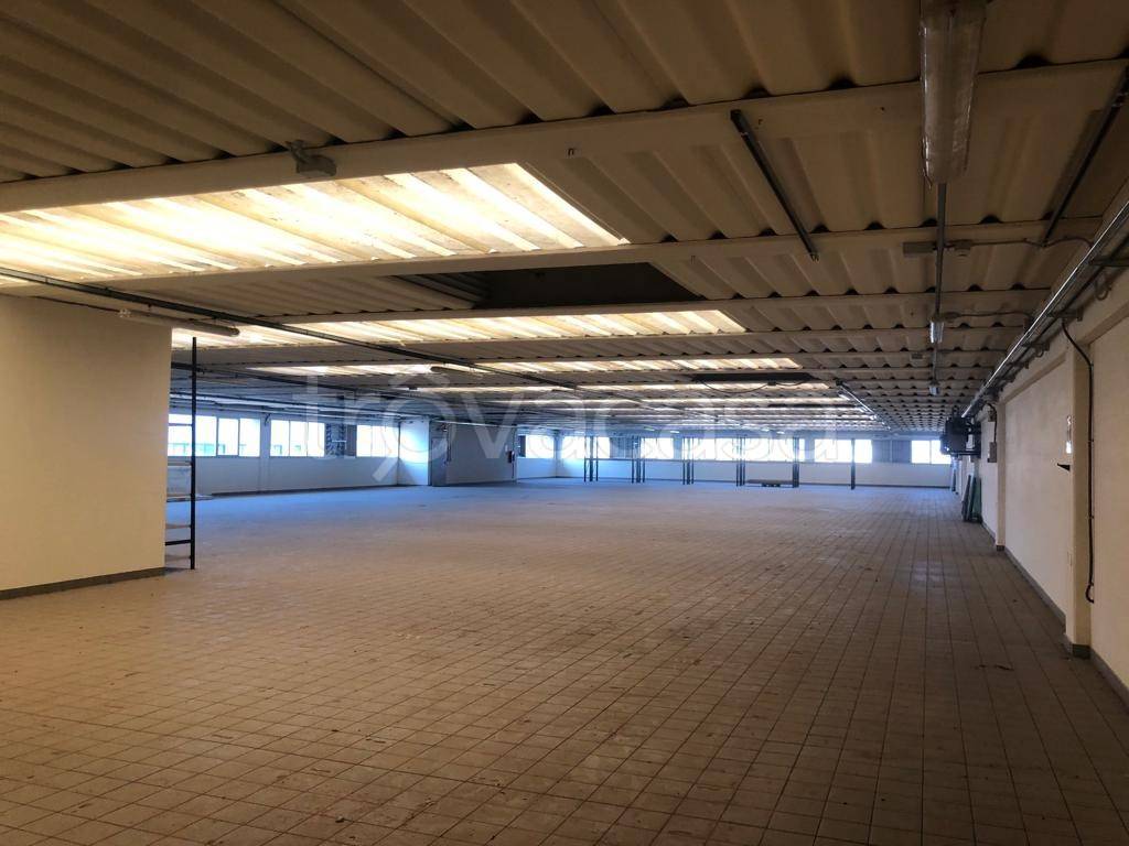 locale commerciale in affitto a Grosseto