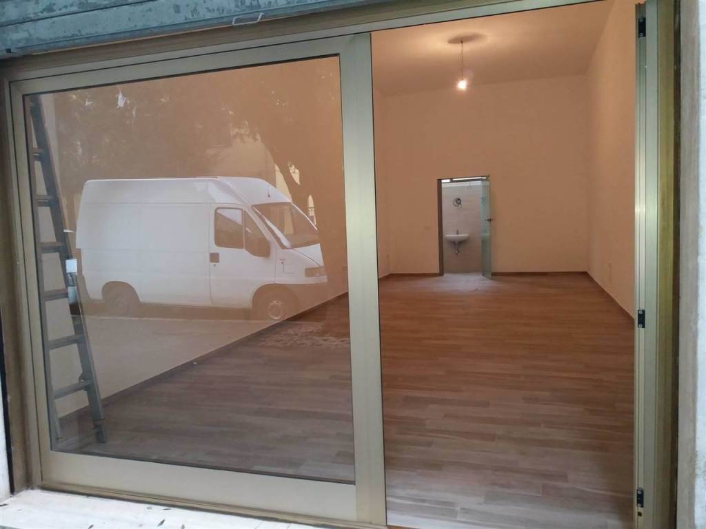negozio in affitto a Grosseto