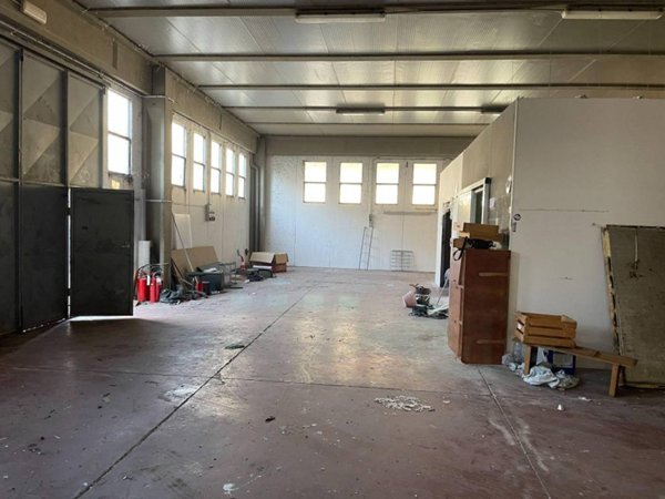 locale commerciale in affitto a Grosseto in zona Marina di Grosseto