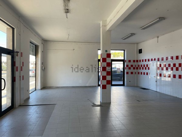locale commerciale in affitto a Grosseto