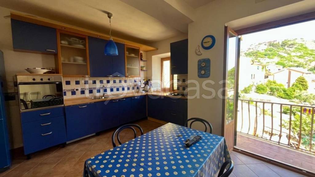 appartamento in affitto ad Isola del Giglio in zona Giglio Porto