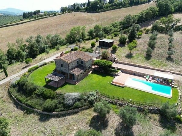 casa indipendente in affitto a Manciano in zona Saturnia