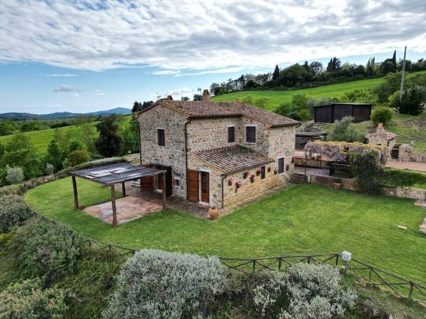 casa indipendente in affitto a Manciano