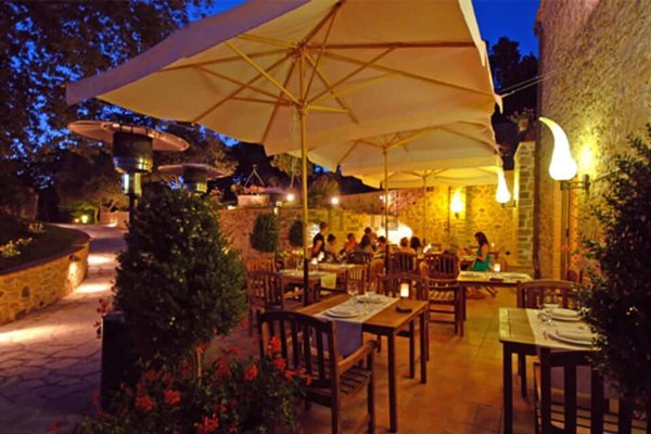 negozio in affitto a Manciano in zona Montemerano