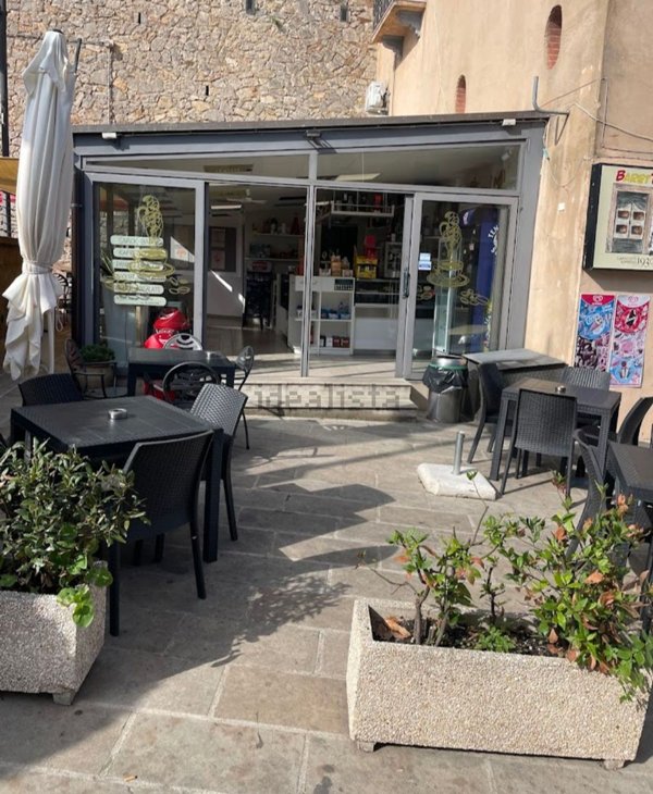 negozio in affitto a Manciano