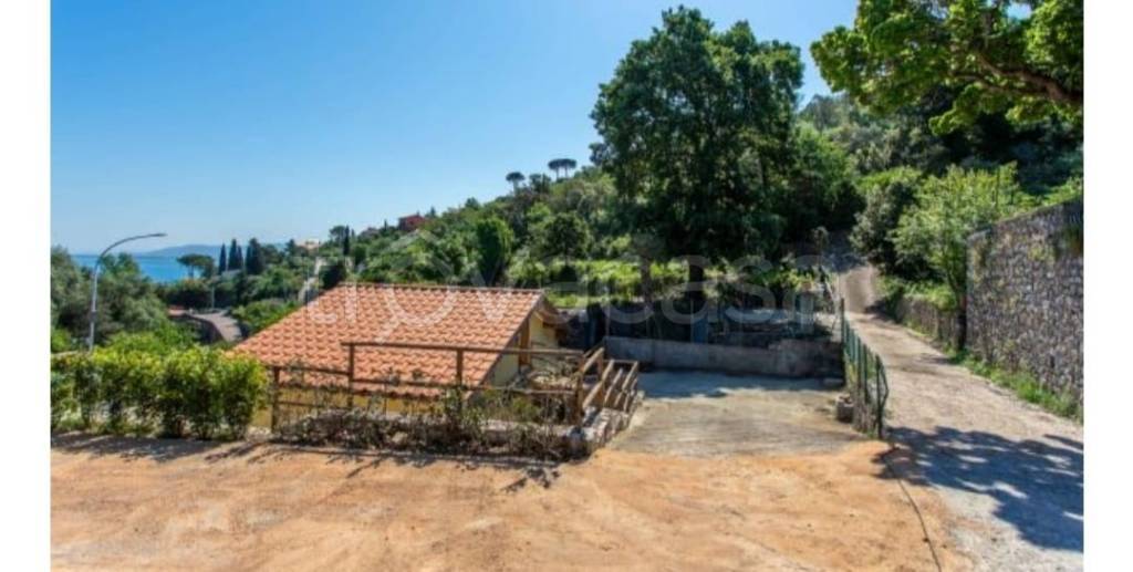 casa indipendente in affitto a Monte Argentario in zona Porto Santo Stefano