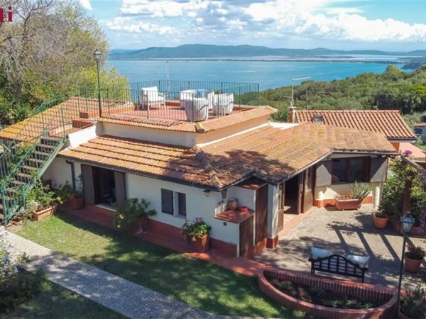 casa indipendente in affitto a Monte Argentario in zona Porto Santo Stefano