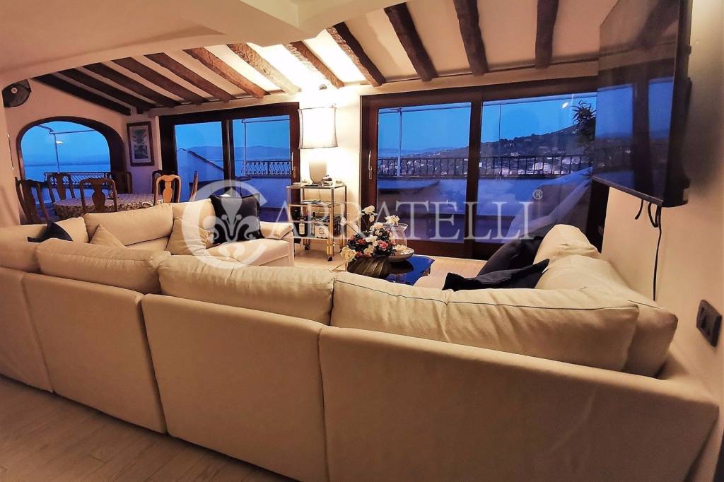 appartamento in affitto a Monte Argentario in zona Porto Santo Stefano