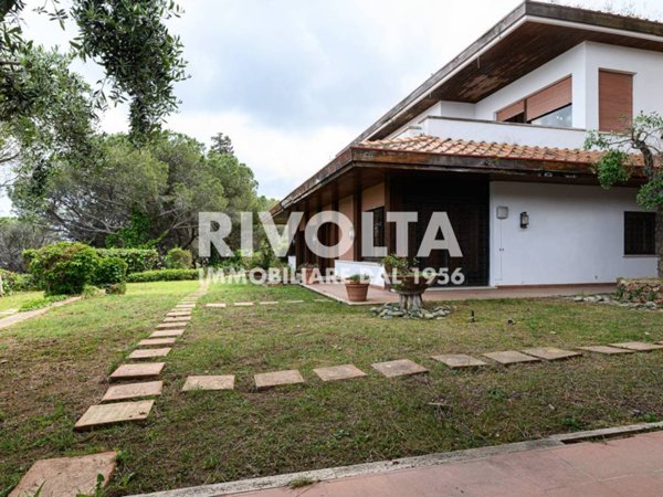 casa indipendente in affitto a Monte Argentario in zona Porto Santo Stefano