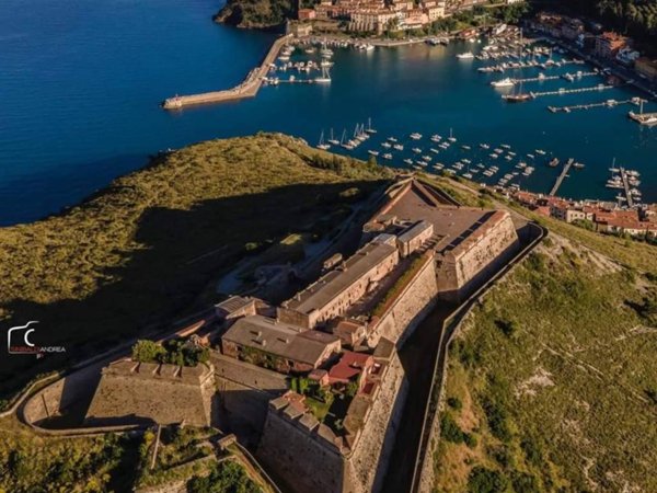 casa indipendente in affitto a Monte Argentario in zona Porto Ercole