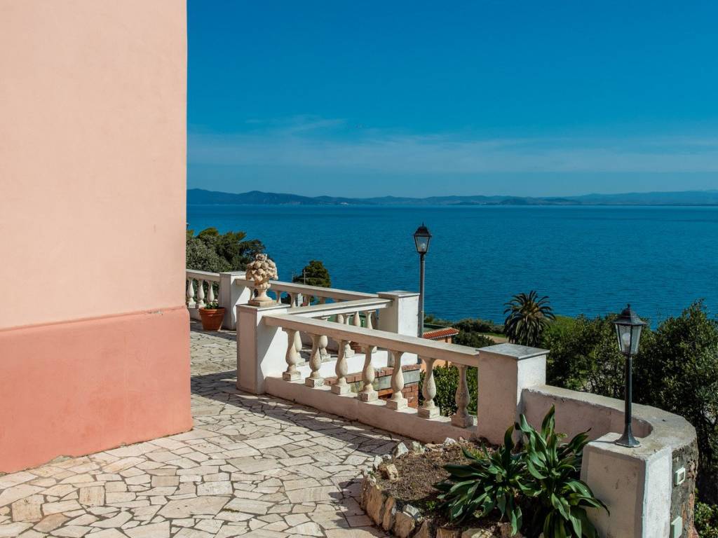 appartamento in affitto a Monte Argentario in zona Porto Santo Stefano
