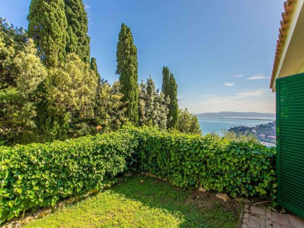 casa indipendente in affitto a Monte Argentario in zona Porto Santo Stefano