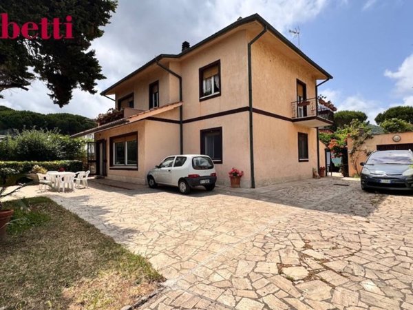 appartamento in affitto a Monte Argentario in zona Porto Santo Stefano