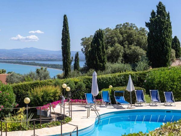 appartamento in affitto a Monte Argentario in zona Porto Santo Stefano