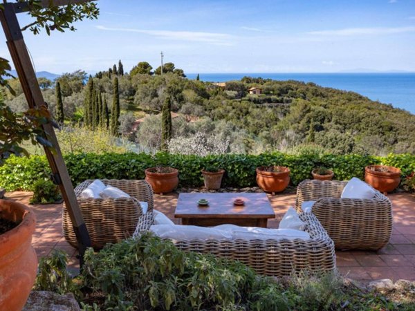 casa indipendente in affitto a Monte Argentario in zona Porto Santo Stefano