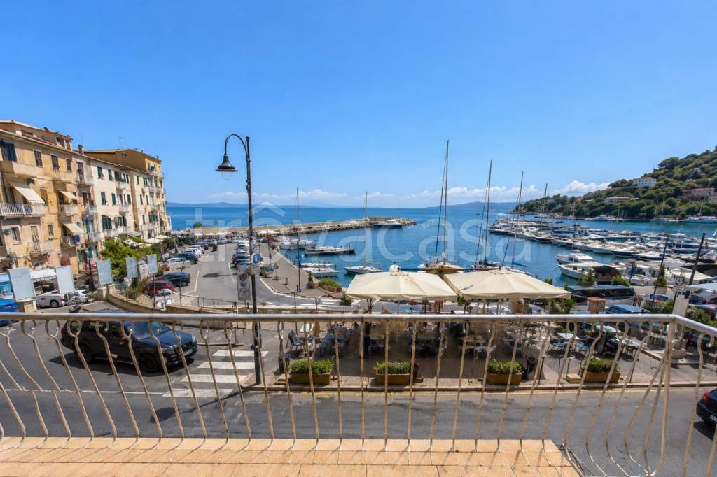 appartamento in affitto a Monte Argentario in zona Porto Santo Stefano
