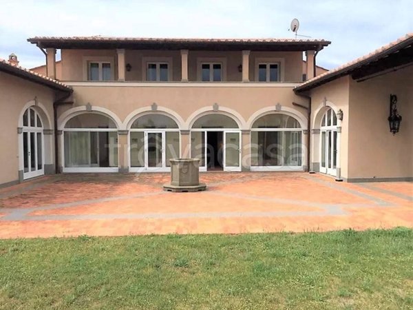 casa indipendente in affitto ad Orbetello
