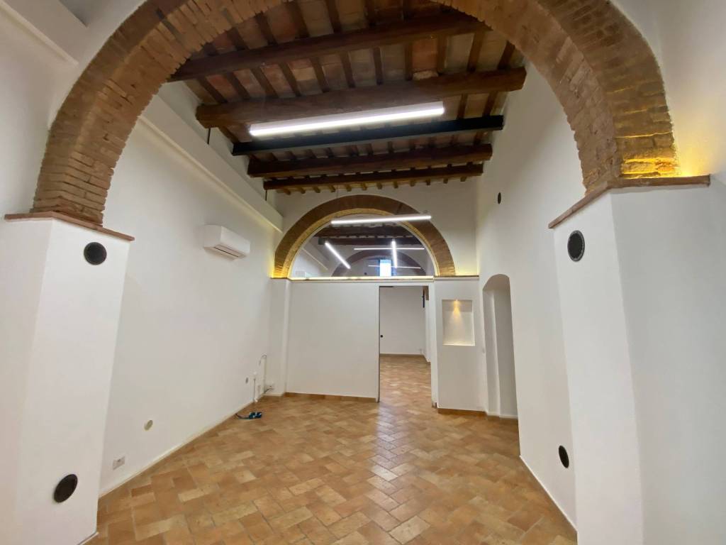ufficio in affitto ad Orbetello