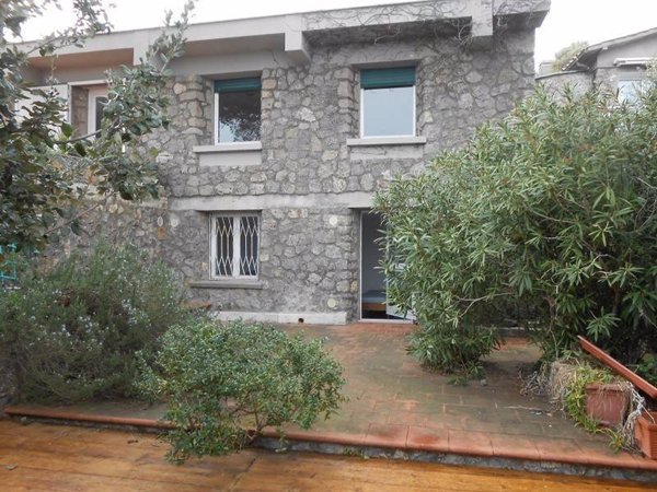 casa indipendente in affitto ad Orbetello in zona Ansedonia
