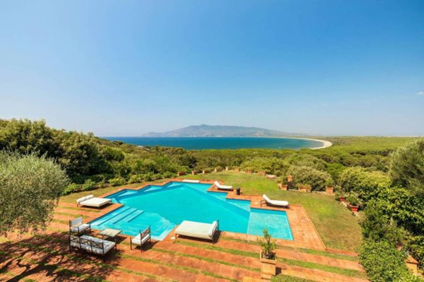 casa indipendente in affitto ad Orbetello in zona Ansedonia