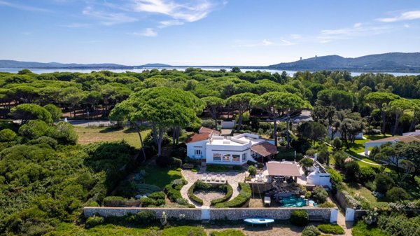 casa indipendente in affitto ad Orbetello in zona Giannella